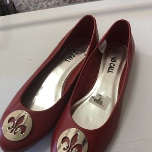 Red flat ladies shoes